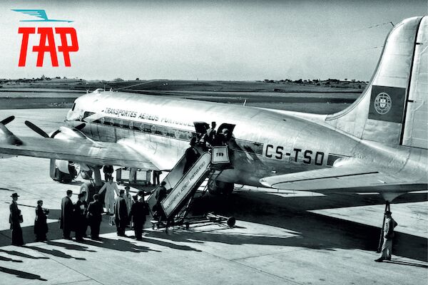 TAP Portugal DC-4 Vintage metal poster metal sign V4-TAP