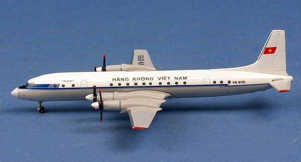 Ilyushin IL18 Hang Khong Viet Nam VN-B195 AC411099