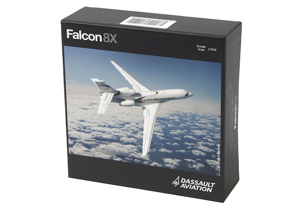 Falcon 8X Tail broken. Needs repair  DAS10061-TAIL