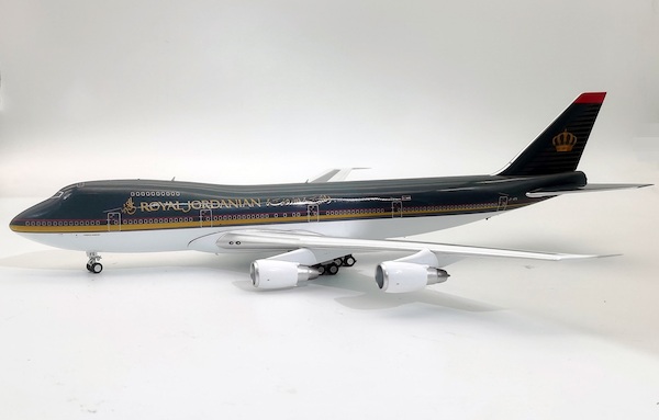 Boeing 747-200 Royal Jordanian Airline JY-AFS (Left hand wing antenna present, but broken)  IF742RJ0123-ANT