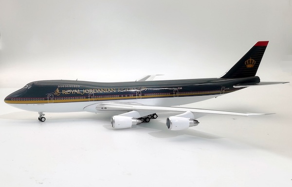 Boeing 747-200 Royal Jordanian Airline JY-AFS (Left hand wing antenna present, but broken) IF742RJ0123-ANT