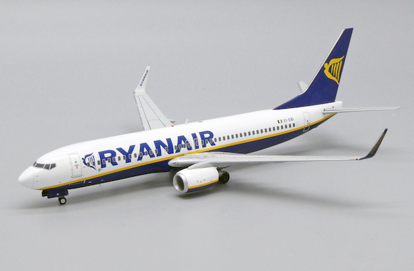 Boeing 737-800 Ryanair EI-EBI XX2492