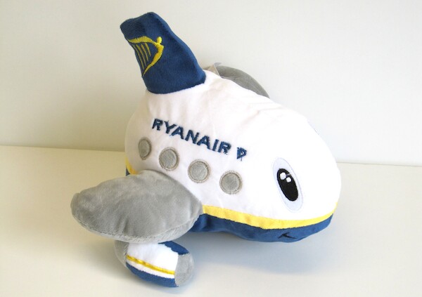 Plush Plane / Globe (Ryanair) 223908